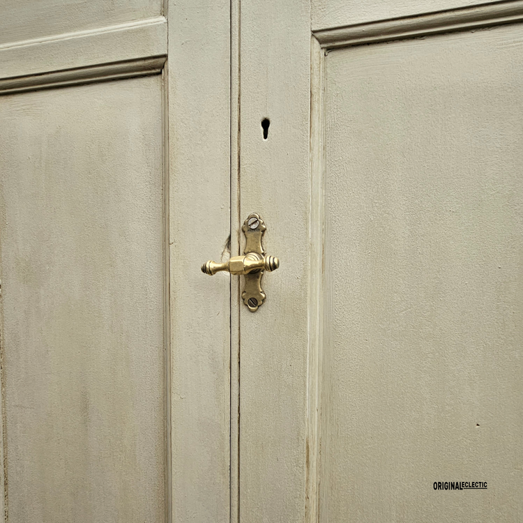 Large antique pine housekeepers estate Cupboard