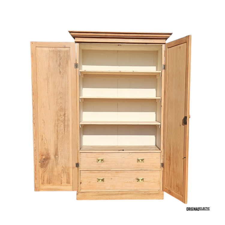 Quality Victorian antique pine linen cupboard wardrobe