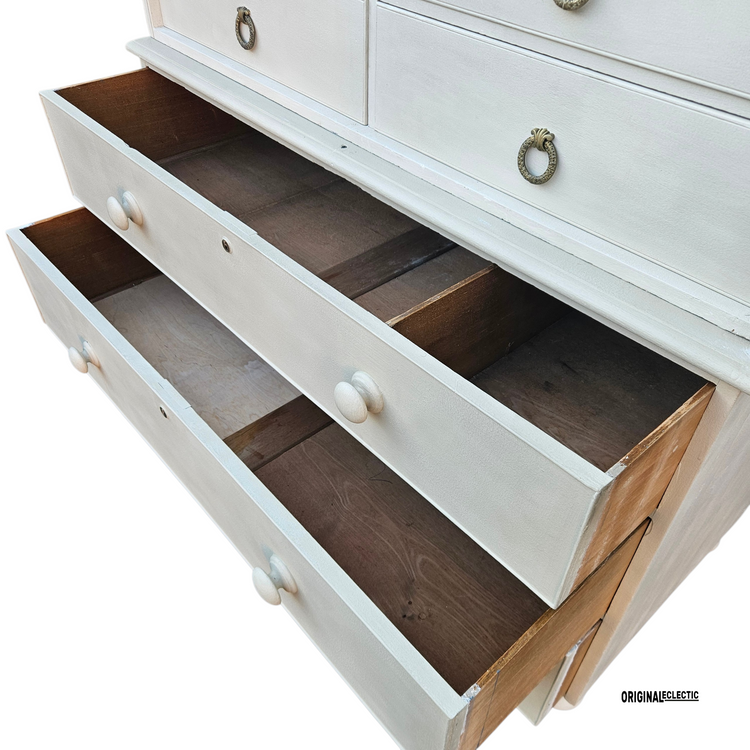 Quality Victorian antique pine linen press cupboard